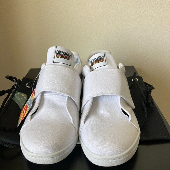 Goats Men's Velcro Canvas Sneakers White NWT size 9.5 - Picture 2 of 7